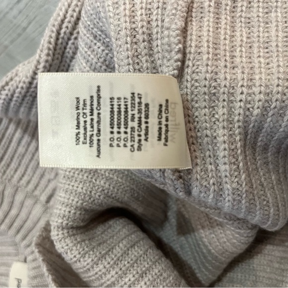 Wilfred Sardou Sweater , Scalloped Crew neck sweater , Sz XS - Picture 9 of 10